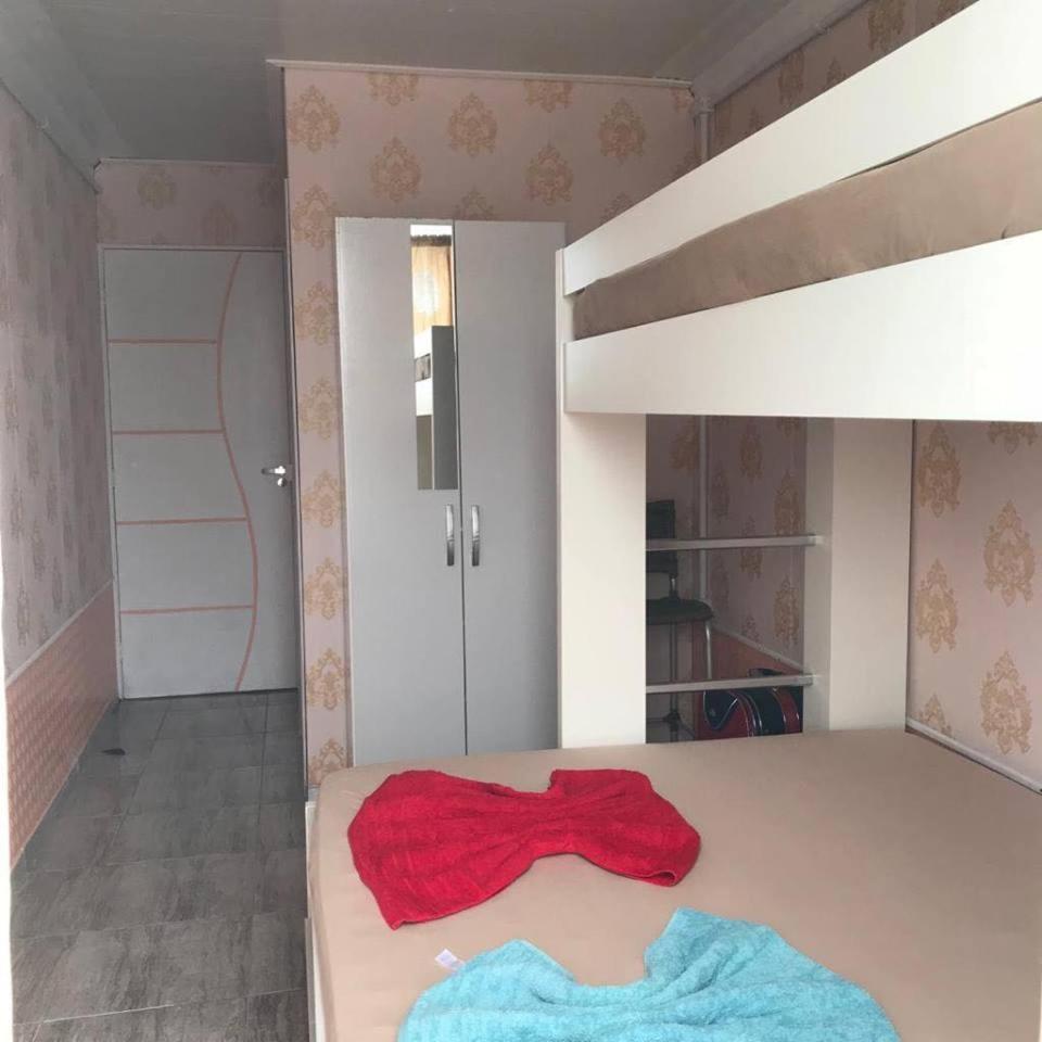 Sunflower Inn 佩尼亚 外观 照片